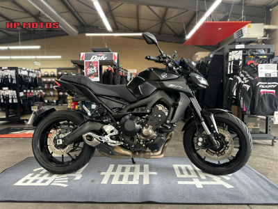 YAMAHA MT-09