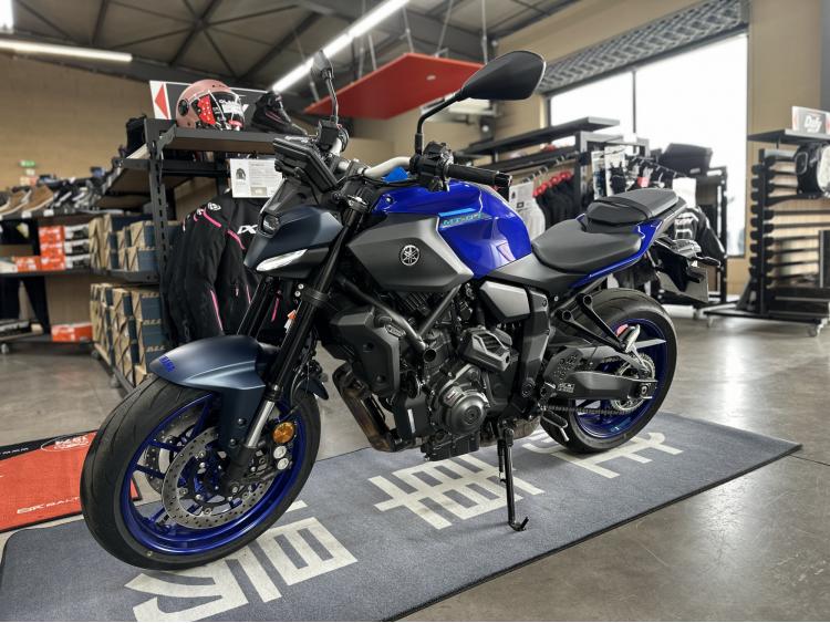 YAMAHA MT-07 Y-AMT 