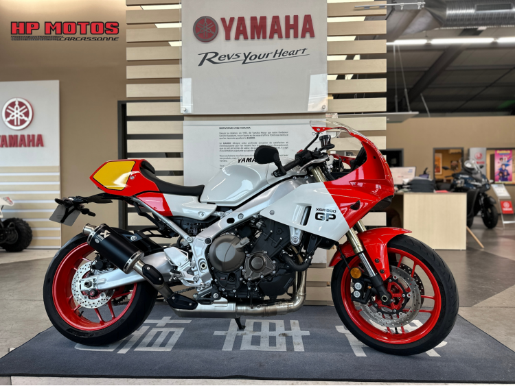 YAMAHA XSR 900 GP