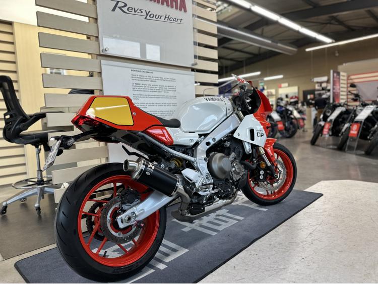 YAMAHA XSR 900 GP