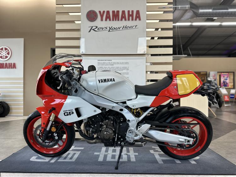 YAMAHA XSR 900 GP
