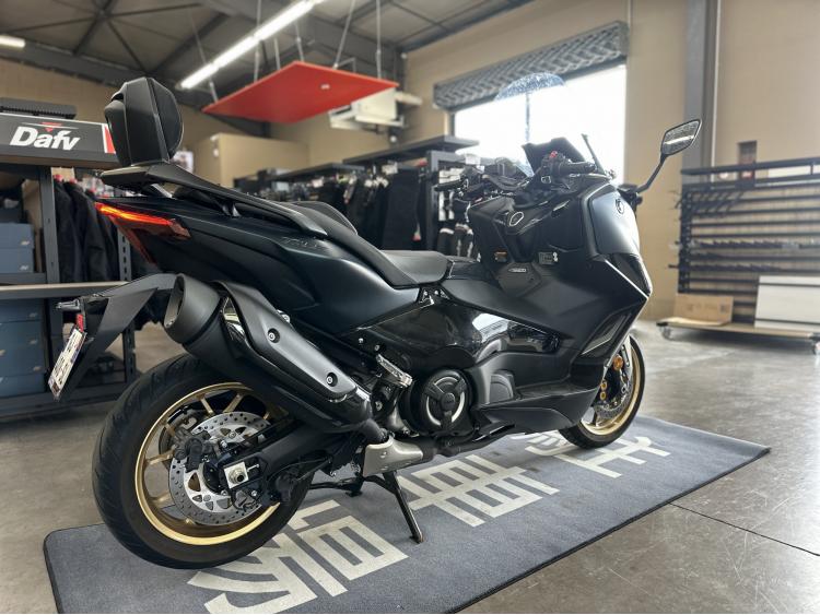 YAMAHA XP T-MAX 560 TECH MAX DARK PETROL