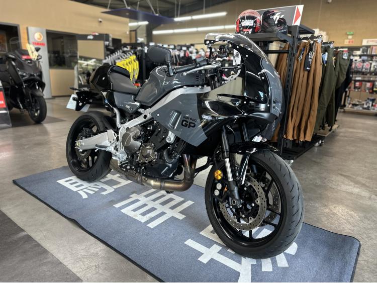 YAMAHA XSR 900 GP 35KW POWER GREY